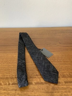 $148 John Varvatos Collection Made In Italy Textured Grey Black Silk Blend Tie - Image 1 of 3