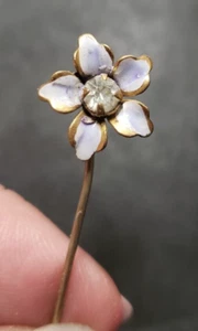 Gold Toned Metal Sandor Flower Stick Pin Brooch Vintage Movie TV Prop Jewelry - Picture 1 of 4