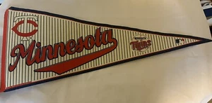 Retro Minnesota Twins Pennant - Picture 1 of 2