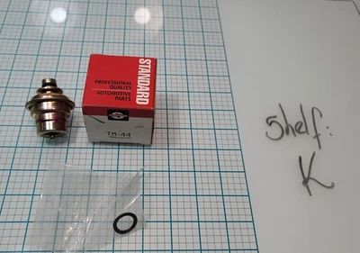 Válvula moduladora de transmisión automática estándar TM-44 para Ford F-150 1975-1996 Foto 1 de 4