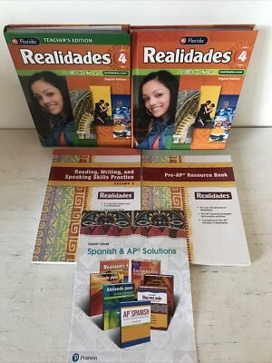Lot Bundle - Florida Realidades, Teacher’s Edition + Text Book, 2016 - Image 1 of 4