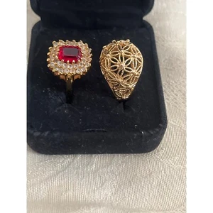 Juego de anillos en tono dorado, talla 7 - Imagen 1 de 4