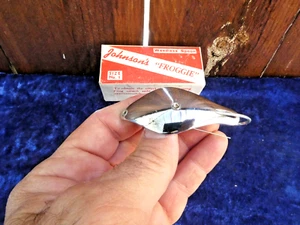 VINTAGE JOHNSON'S #1 FROGGIE WEEDLESS SPOON ANGELKÖDER NEUWERTIG IN BOX! - Bild 1 von 7