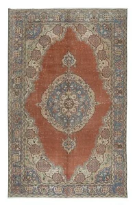 5.8x9 Ft Traditional Hand Knotted Vintage Turkish Rug in Red, Dark Blue & Beige - Picture 1 of 5