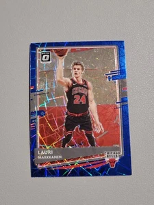2020-21 Donruss Optic Blue Velocity Prizm Lauri Markkanen Chicago Bulls #85 - Picture 1 of 6