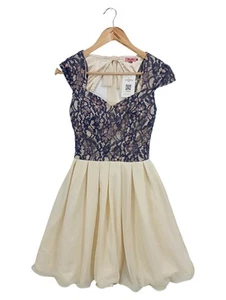 CHI CHI LONDON Kleid Gr. 34 Beige Spitze Festlich Elegant Party Damen - Bild 1 von 5