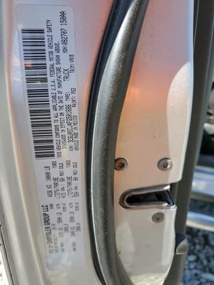 Used Front Right Door Window Regulator Front fits: 2015 Ram Dodge 2500 pickup Cr — 第 1/4 张图片