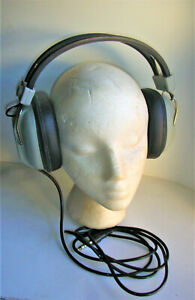 Vintage Realistic Nova 10 Stereo Gray Headphones 8 ohms Tested and Working