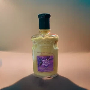 Vintage Bath & Body Works NIGHT BLOOMING JASMINE Lotion 8 Fl Oz - Picture 1 of 5