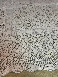 Vintage Handmade Crochet Lace Cotton Ecru Bed Coverlet Scallop Tablecloth 96x58 - Picture 1 of 14