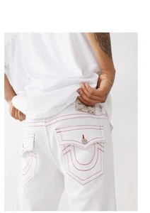 True Religion Herren Ricky Relaxed Straight Jeans W36 L34 weiß + rote Nähte - Bild 1 von 6