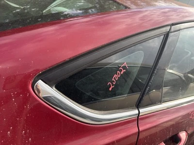 Ford Fusion 2015 pasajero cuarto trasero derecho ventana de cristal fondo cromado Foto 1 de 4