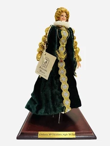 HTF Marin Chiclana Ma Teresa Siglo XVII Doll & wood stand Vintage RARE T38 - Picture 1 of 8
