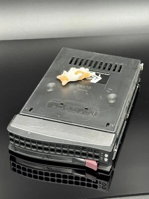 SUPERMICRO 3.5" TO 2.5" HARD DRIVE CONVERTER TRAY COMPATIBLE MCP-220-00043-0N - Image 1 of 3