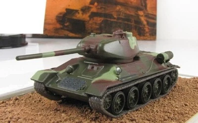 1:72 Soviet tank T-34-85 №13 series "Russian tanks"  - Image 1 of 2