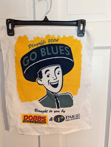 Retro Puckhead St. Louis Blues Rally Towel McArthur Playoffs 2004 15.5 x 17.75" Cover