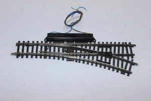 Märklin H0 2262 K-Gleis Weiche rechts mit Eletrischen-Antrieb. - Bild 1 von 1