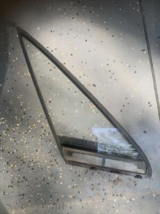 93-97 del Sol OEM passenger right door sail panel triangle glass window Rh 1671 - Picture 1 of 3