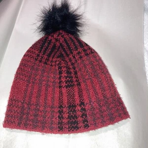 Christian Siriano Knit Pom Pom Beanie Winter Hat Plaid Red Black  NWOT !! - Picture 1 of 11