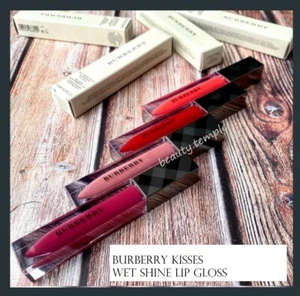 Burberry Kisses Wet Shine Lip Gloss, New, Boxed, choose your favorite shade - Picture 1 of 16