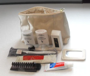 Emirates Promotion Bvlgari Parfums Kulturbeutel Creme Kosmetik Make Up Reisetasche - Bild 1 von 3