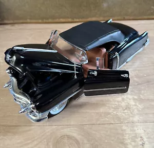 Anson 30372 1:18 Die-Cast Metal GRAY w/Tan Interior 1953 Cadillac Eldorado Hood - Picture 1 of 8