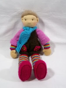 14 Zoll Waldorf Stil Stoffpuppe mit Strickoutfit - Bild 1 von 6