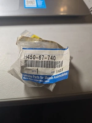 H450-67-740 Mazda Genuine Part Coolant Fan Relay - Image 1 of 4