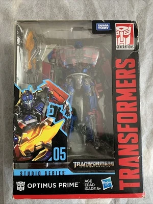 TRANSFORMERS REVENGE OF THE FALLEN STUDIO SERIES 05 VOYAGER CLASS OPTIMUS PRIME  - Image 1 of 4