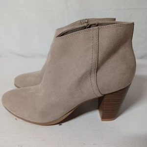 Botín Old Navy para mujer color topo bloque tacón alto cremallera lateral punta almendra talla 8 M - Imagen 1 de 11