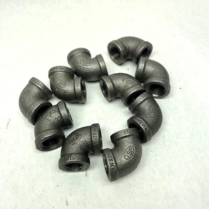 LOT OF 10 1/2 THREADED ELBOW PIPE FITTING 90 - Picture 1 of 3