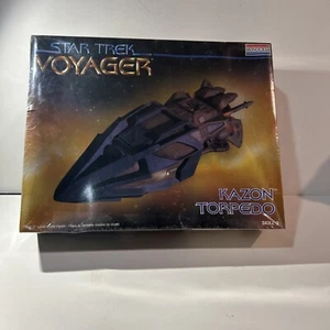Monogram Star Trek Voyager Kazon Torpedo Model Kit- Sealed - Picture 1 of 6