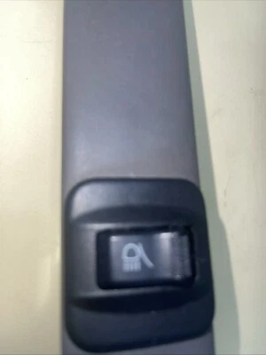 Interruptor de farol de neblina off road montado no teto Jeep Liberty Renegade 2002-07. Genuíno - Imagem 1 de 4