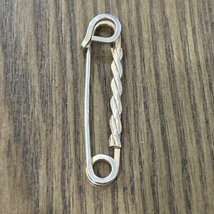 Vintage Safety Pin Style Scarf Pin - Picture 1 of 3