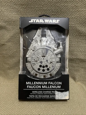 Star Wars Halcón Milenario Inalámbrico Iluminado Teléfono Cargador Pad Apple Android Foto 1 de 4