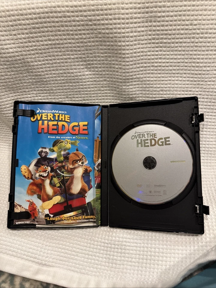 Over the Hedge DVD 2006 Widescreen Missing Box Art Used - Image 1 of 3