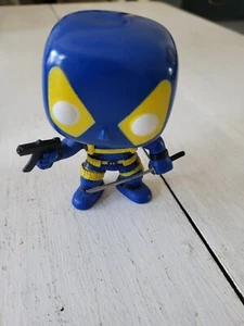 Deadpool Blue X-Men 20 Marvel Funko Pop! Vinyl Figure w/Bobble Head 2012 - Picture 1 of 5