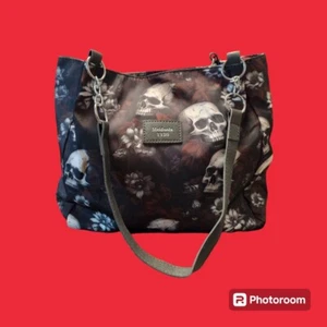 Large Skull And Red Roses Purse Hand Bag. Tote, Accessories, Over Night, Event - Picture 1 of 2