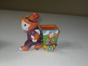 NOS-2004 EASTER TIN WINDUP BUNNY WITH CART CHINA MS255 - Foto 1 di 6