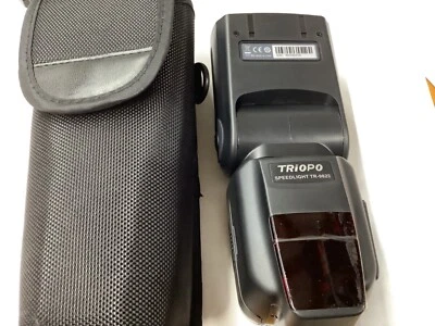 Flash Speedlite Triopo TR-982 II Universal TTL Alta Velocidade para Canon e Nikon DSLR - Imagem 1 de 3