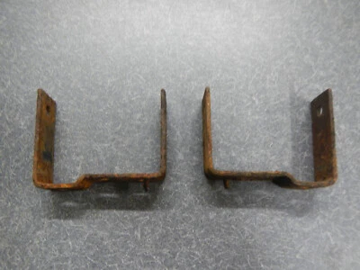 1963 64 Buick Wildcat Electra suporte de radiador inferior para não AC 63 64 65 Riviera - Imagem 1 de 4