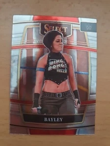 WWE Panini Select 2022 BAYLEY # 80 Womens Wrestling Card Concourse Diva Karte - Bild 1 von 2