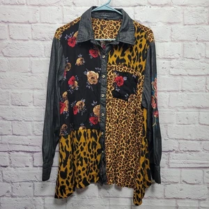 Camisa con botones para mujer Caleooa talla 1X artística mixta estampado animal paneles florales - Imagen 1 de 8