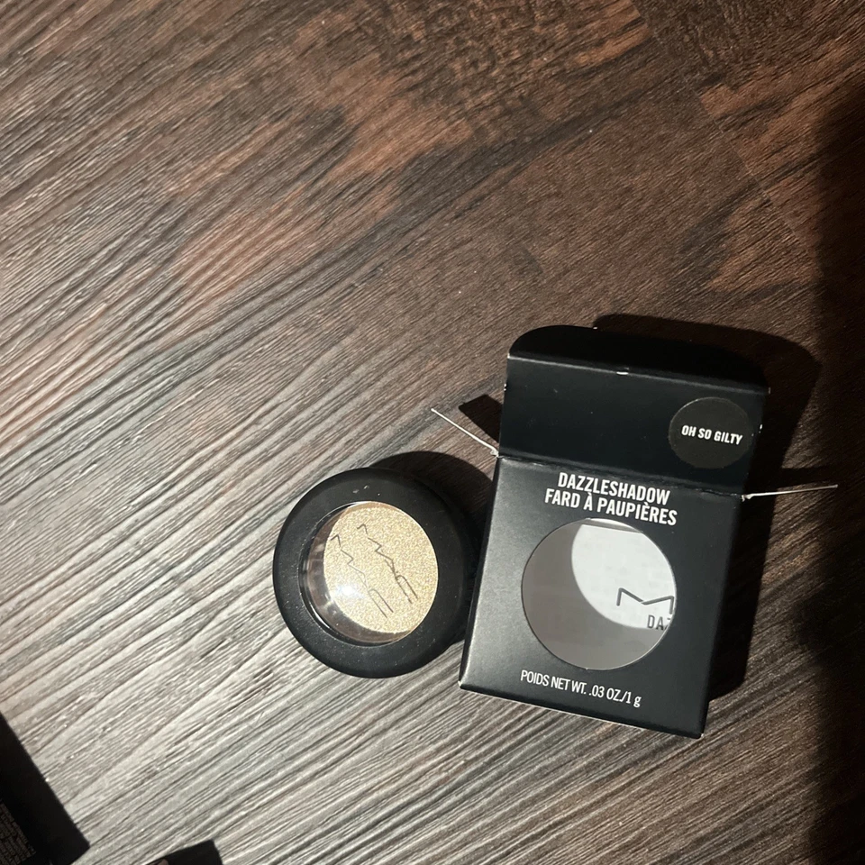 MAC Dazzleshadow - Oh So Gilty NEW - Image 1 of 1