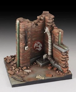Royal Model 1/35 Factory Corner Ruin Section [Resin Vignette / Diorama Base] 651 - Picture 1 of 1