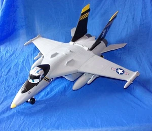 Disney Pixar AVIONES Bravo The Fighter Jet 17" Estuche de Transporte   - Imagen 1 de 6