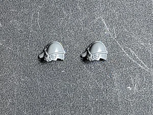 Warhammer 40k Miniatures Space Marines Commander Shoulder Pads Bits Lot, R17 - Picture 1 of 2