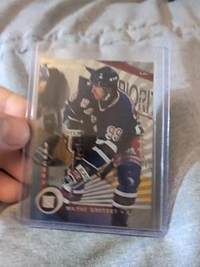 WAYNE GRETZKY 1997-98 DONRUSS PRESS PROOF /2000 NEW YORK RANGERS GREAT ONE - Picture 1 of 2