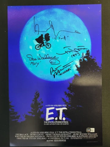 12 "x 18" E.T. Mini Poster with Autographs of 4 Major Cast Members: Beckett 054 Cover