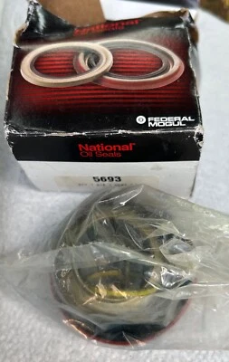 National oil seal package 5693, new - Image 1 of 4
